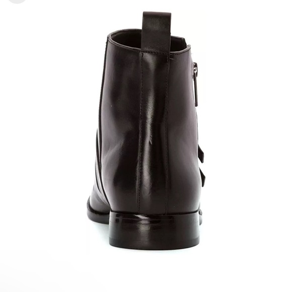 MICHAEL KORS FINLEY ANKLE BOOT - Picture 3 of 14